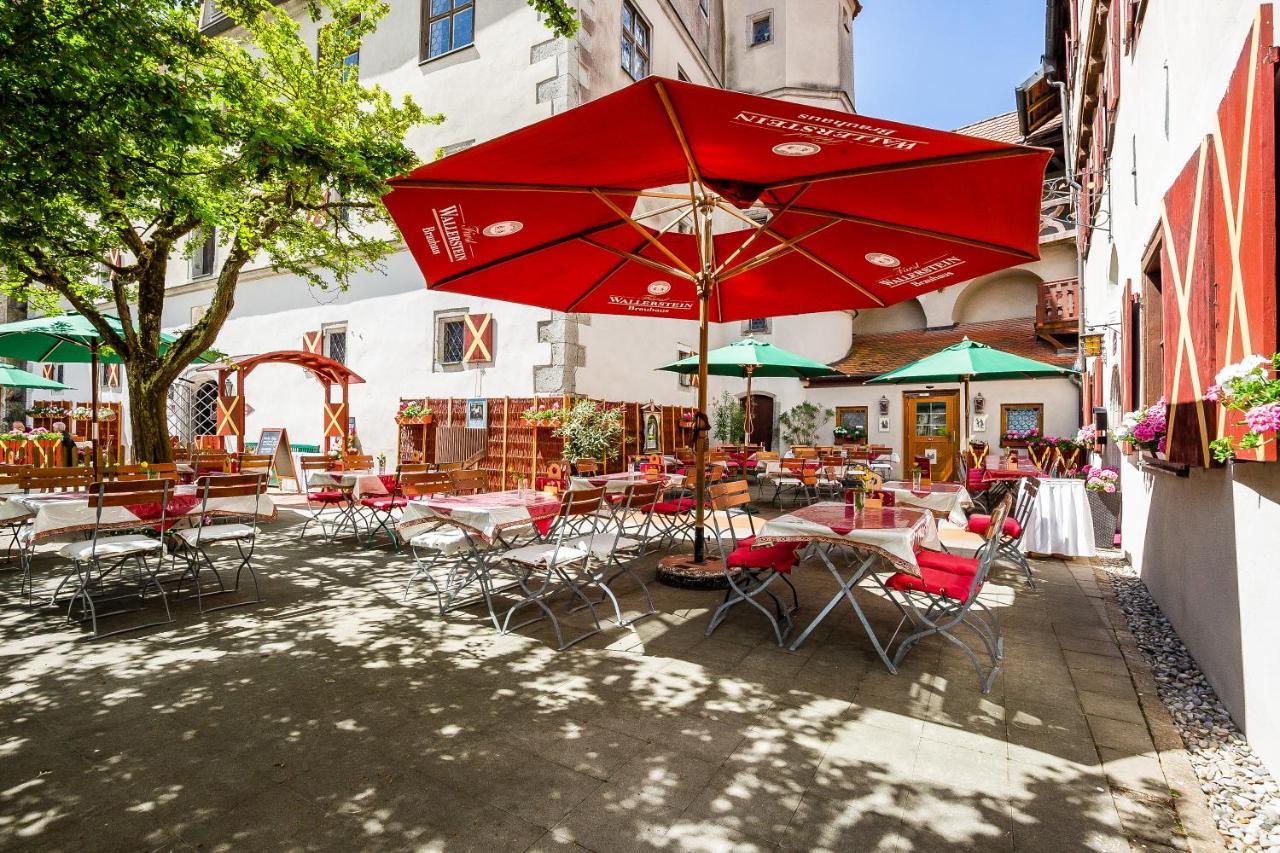 Schlosshotel Harburg Екстериор снимка