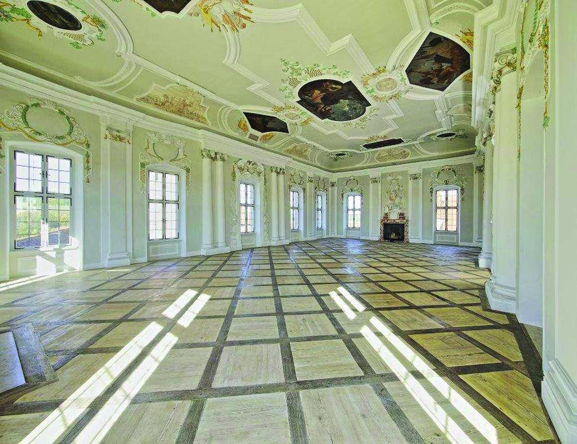 Schlosshotel Harburg Екстериор снимка