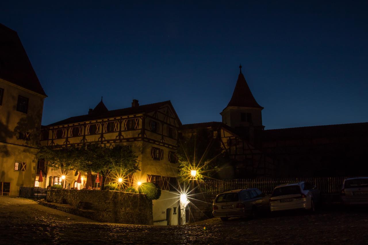 Schlosshotel Harburg Екстериор снимка